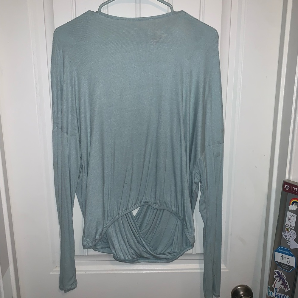Light blue, backless long sleeve top